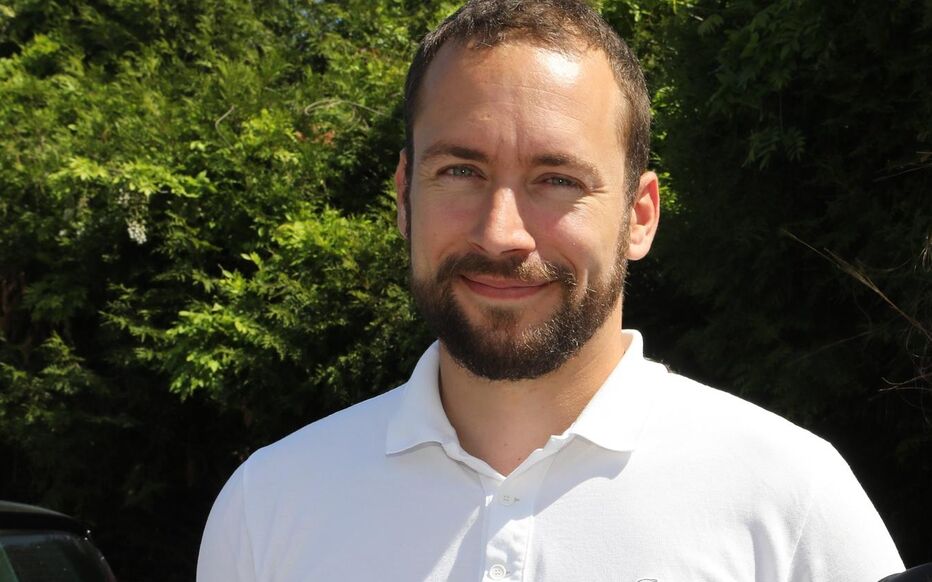 Karim Benzema défend sa femme algérienne avec force