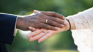 France : Une mère algérienne dénonce les faux mariages