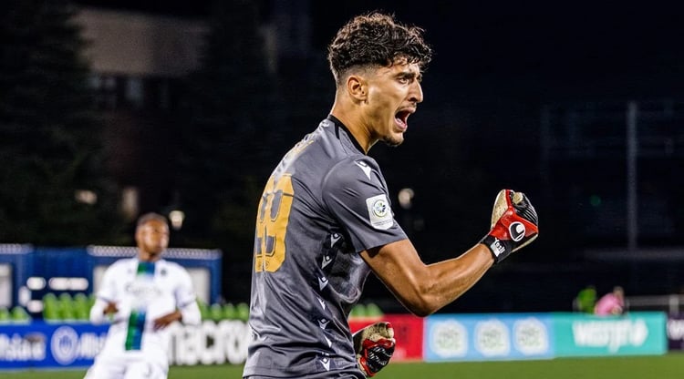 Retour surprise du gardien de l’Algérie au pays ?