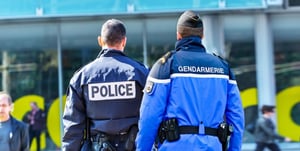 Un gendarme algérien raconte les insultes qui choquent