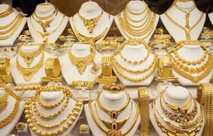 Bijoux en or : chute des prix en Algérie, les clients affluent
