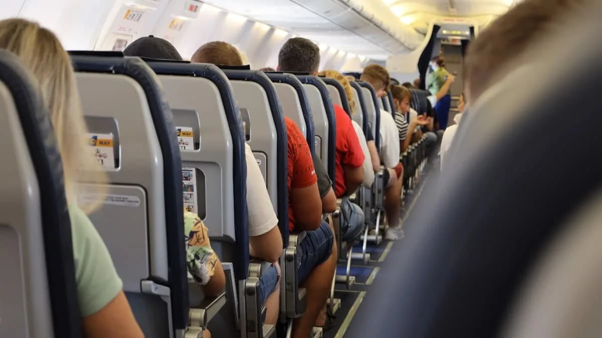 « Vol Transavia Oran-Paris : le passager qui a semé le chaos »