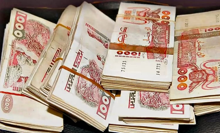 Le plan d’un expert pour sauver le dinar algérien