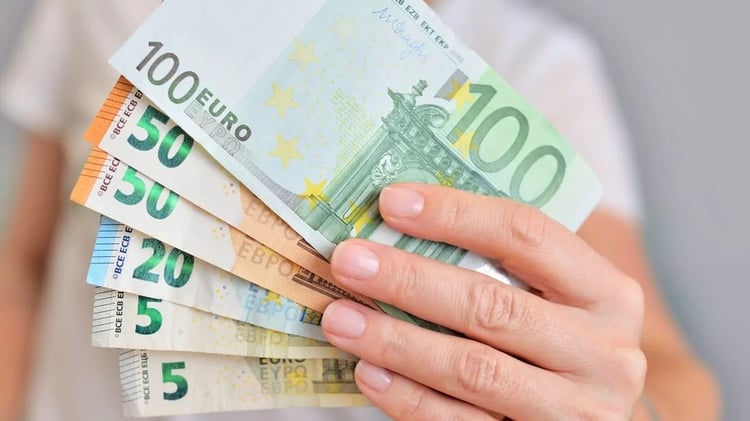 Euro en chute face au dinar algérien : jusqu’où ira-t-il ?