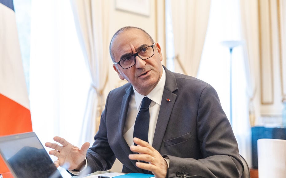 France-Algérie : Macron change de stratégie, Nuñez révèle tout