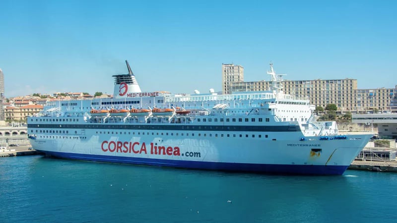 Traversées Marseille-Alger annulées : que cache Corsica Linea ?