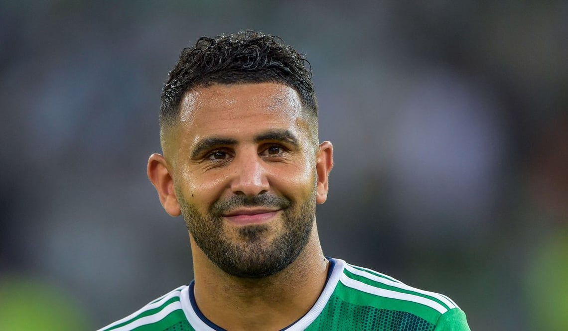 Riyad Mahrez console un enfant en larmes dans une vidéo touchante