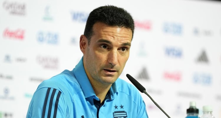 Déclaration de Scaloni sur l’Algérie : polémique en Argentine