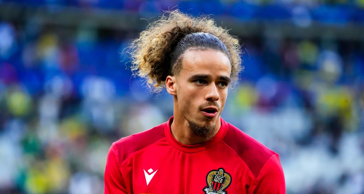 Rencontre surprise : Billal Brahimi encourage l'Algérie d'Algérie