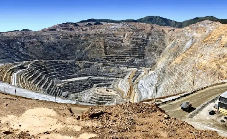 Découverte majeure à Béjaïa : durée et impact d'un projet minier