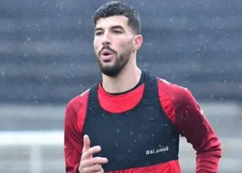 Aymen Mahious à la JS Kabylie : un pari audacieux pour relancer sa carrière