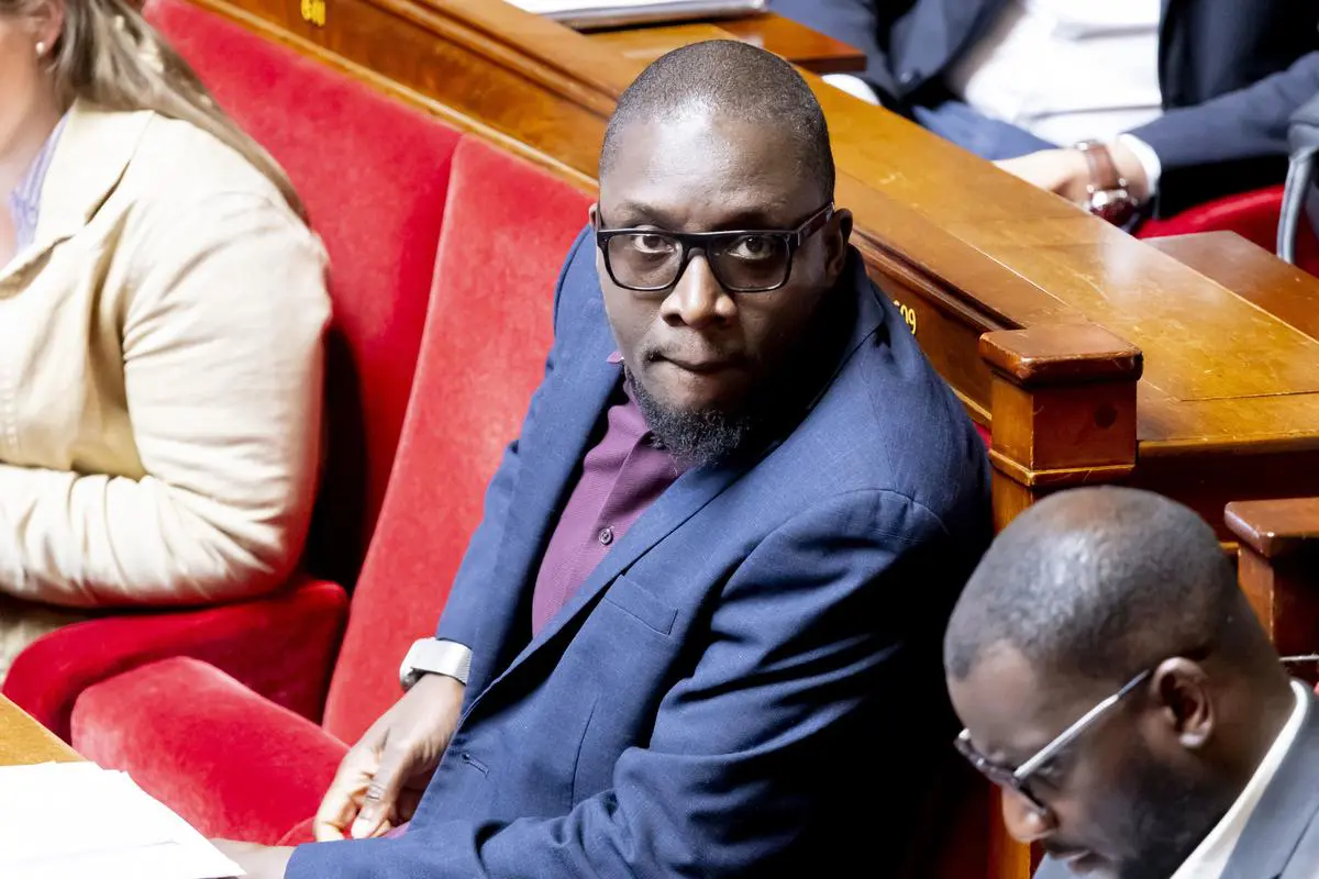 Député LFI ciblé après un hommage polémique en Algérie