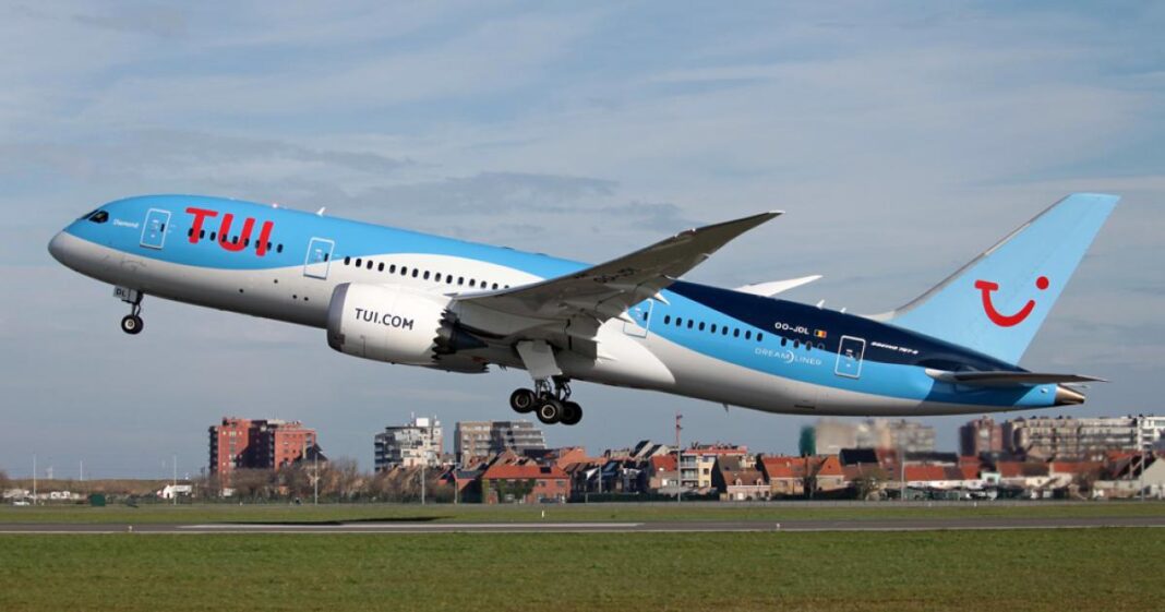 Vols Belgique-Algérie : des billets à partir de 60€ chez TUI Fly Avion TUI Fly prêt à décoller pour l'Algérie.