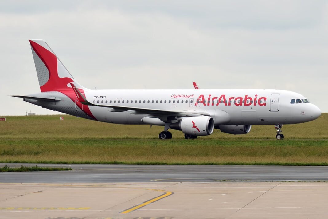 Air Arabia Maroc programme deux nouvelles lignes reliant Casablanca et Tanger à Séville Avion Air Arabia prêt à décoller pour Nador-Madrid.