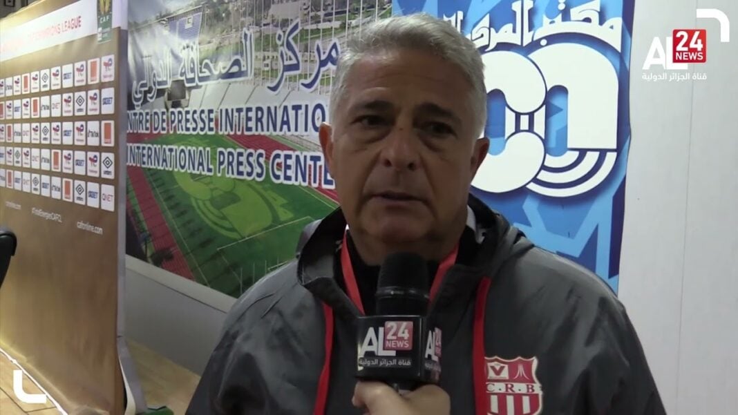 Algérie : Marcos Paqueta viré du CR Belouizdad Marcos Paqueta parlant à la presse à l'International Press Center.
