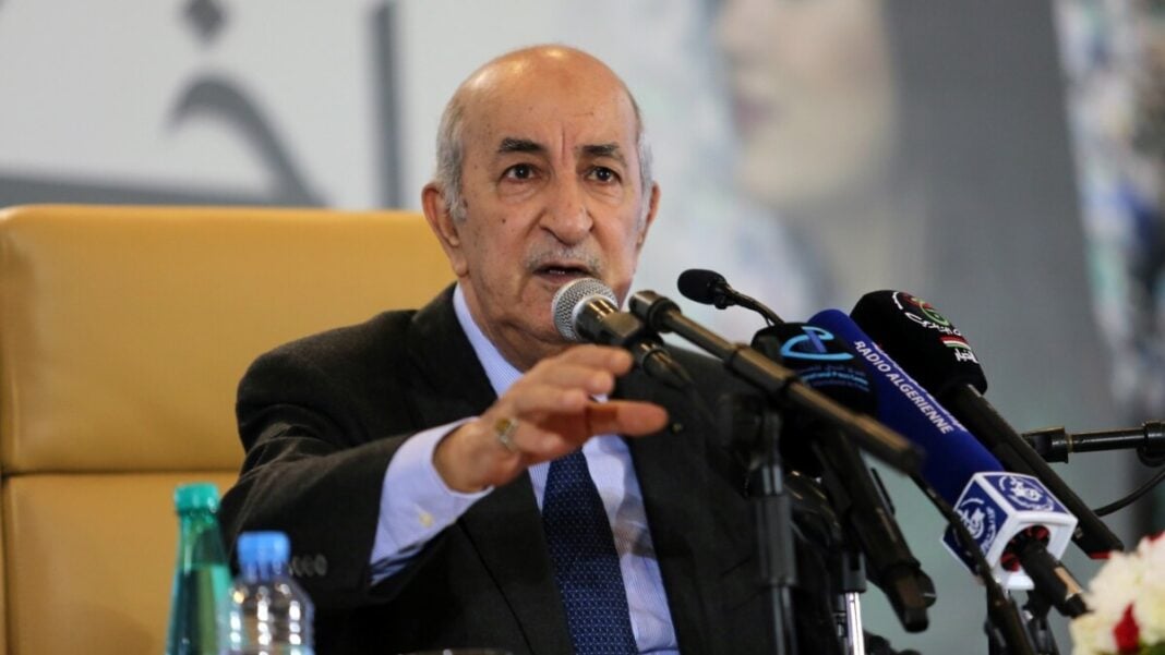 Algérie: Le gouverneur de la Banque centrale limogé par Tébboune Gouverneur de la Banque centrale lors d'une conférence de presse.