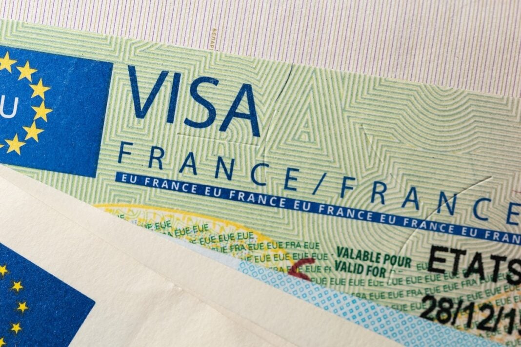 Visa Schengen : Inaccessible en Algérie Visa Schengen français pour Algériens, valable pour États membres de l'UE.