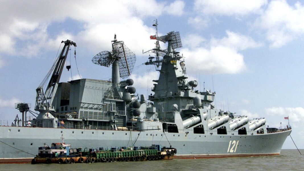 Algérie-Russie : Que font des navires de guerre russes au port d’Alger ? Navires de guerre russes dans le port d'Alger, images militaires.