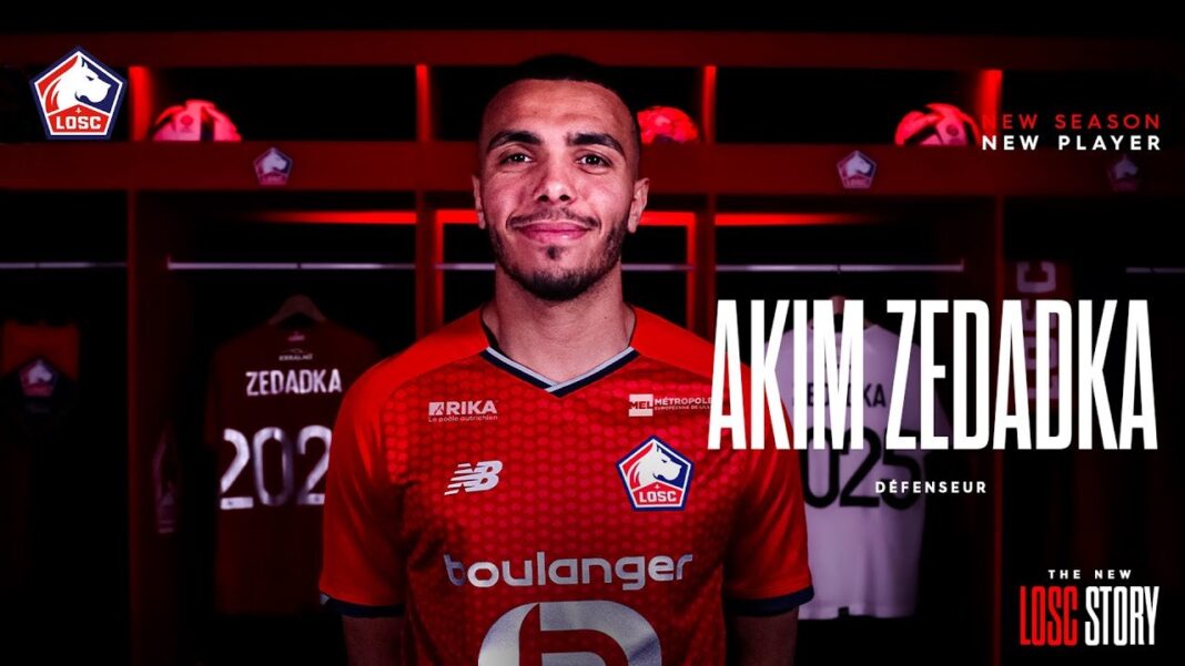 Transfert : Zedadka rejoint le LOSC Affectueux portrait d'Akimi Zedadka en maillot du LOSC.
