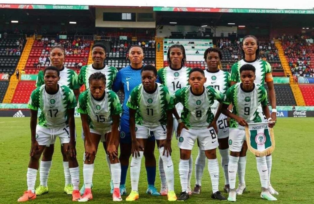 Coupe du monde U20 : le Nigéria éliminé en quart Groupe de joueuses nigérianes U20 avant un match.