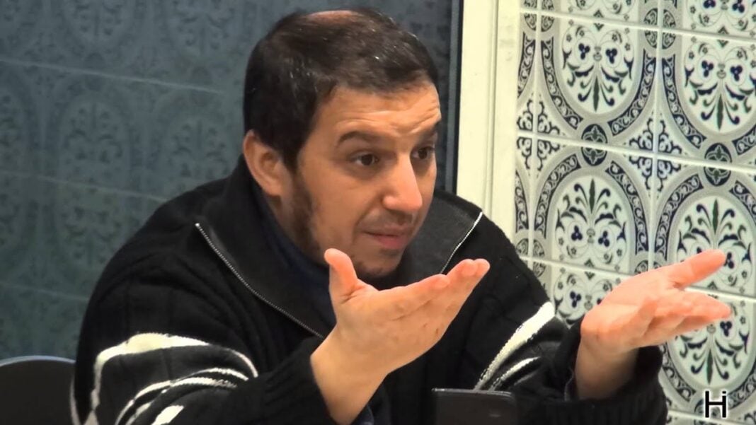 France : vers l’expulsion de l’imam marocain Hassan Iquioussen accusé de… Imam Hassan Iquioussen lors d'une interview ou discussion.