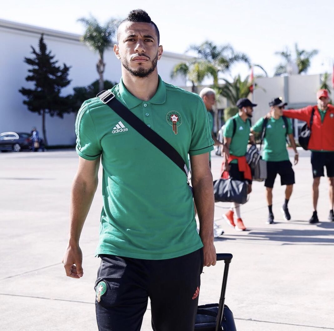 Belhanda en déplacement au Maroc Belhanda en déplacement avec l'équipe nationale marocaine.