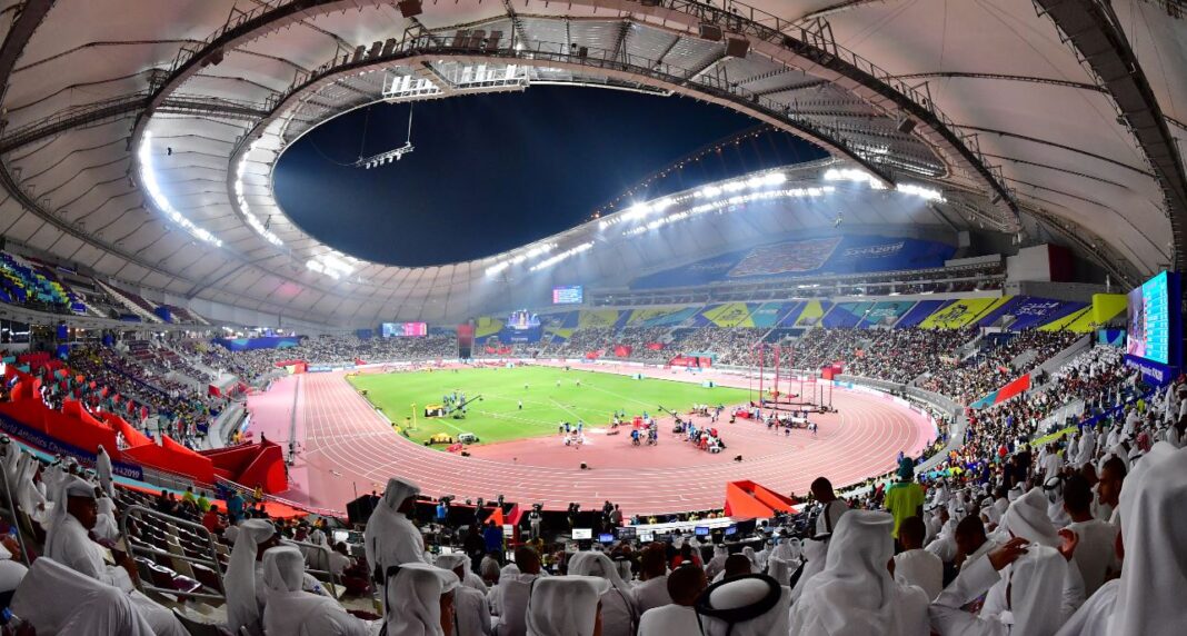 L’Algérie sera présente au Mondial qatari Stade Al Thumama au Qatar avec spectateurs et terrain de football.