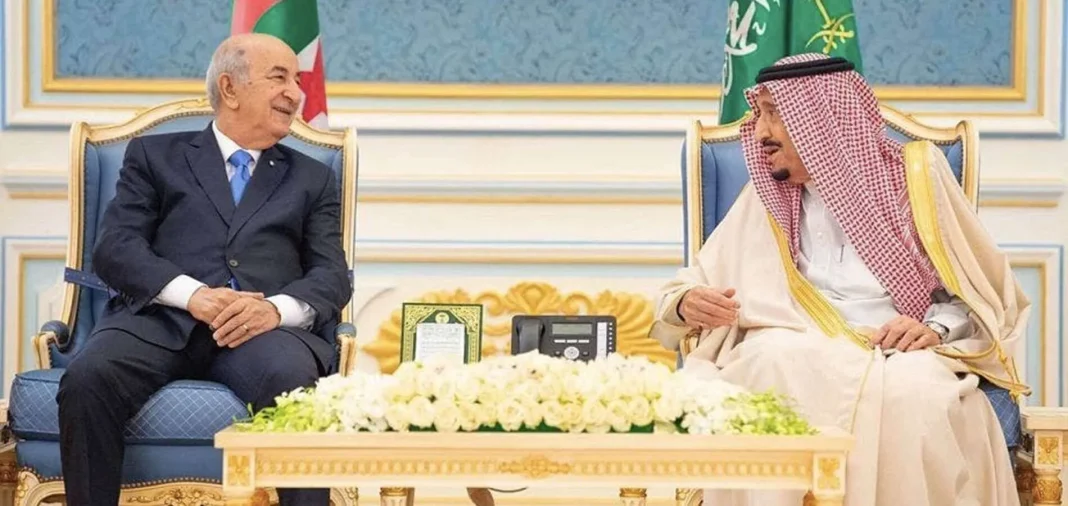 Rencontre diplomatique Algérie et Arabie Saoudite Le président algérien et le prince saoudien lors d'une réunion officielle.