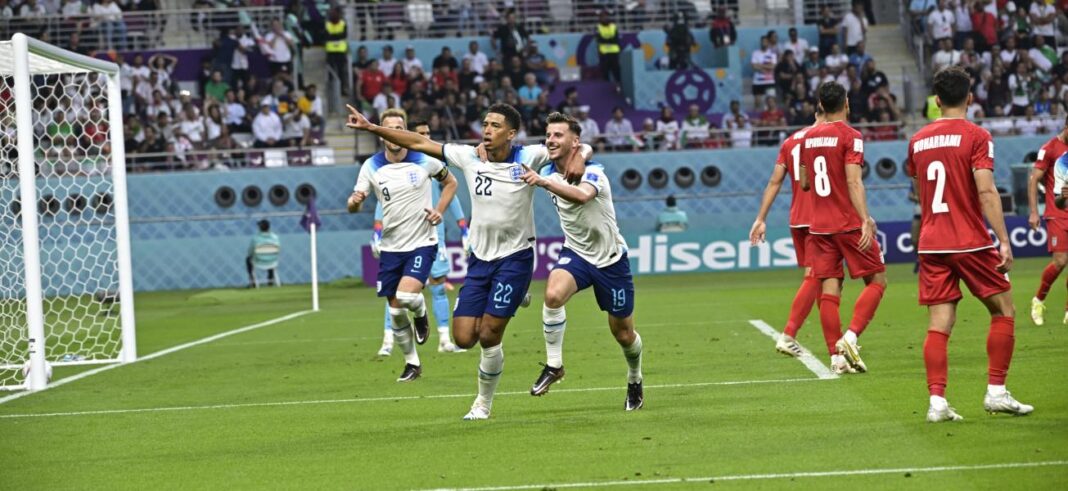 Les joueurs anglais célèbrent leur but lors de la Coupe du Monde 2022.