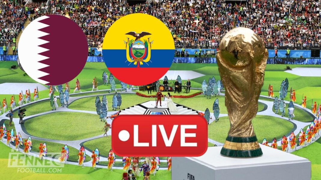 Cérémonie d'ouverture de la Coupe du Monde 2022 au Qatar avec drapeaux et trophée.