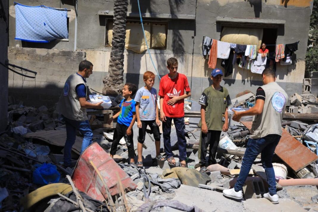 Drame: Le peuple algérien adresse ses condoléances à la Palestine. Secours humanitaire en Algérie après un tremblement de terre.