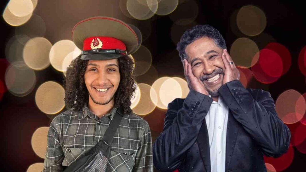 L’Algérien Cheb Khaled compte envoyé son fils en prison Deux hommes souriants lors d'une soirée festive avec lumières floues en arrière-plan.