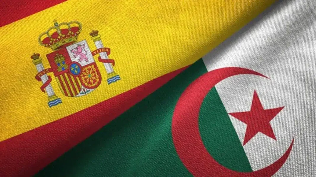 Espagne : une aubaine s’offre aux algériens. Découvrez de quoi il s’agit Drapeaux d'Espagne et d'Algérie côte à côte, symboles de relations bilatérales.
