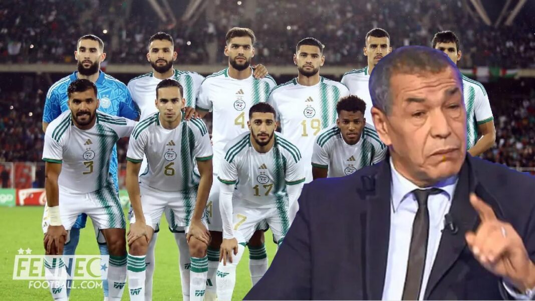 Équipe d’Algérie : Ali Bencheikh s’en prend une nouvelle fois au coach Belmadi L'équipe d'Algérie avec le coach Belmadi lors d'un match.