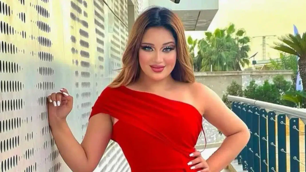 Miss Arab 2022: Qui est Rania Chettouh la représentante de l’Algérie Rania Chettouh, représentante de l'Algérie à Miss Arab 2022.