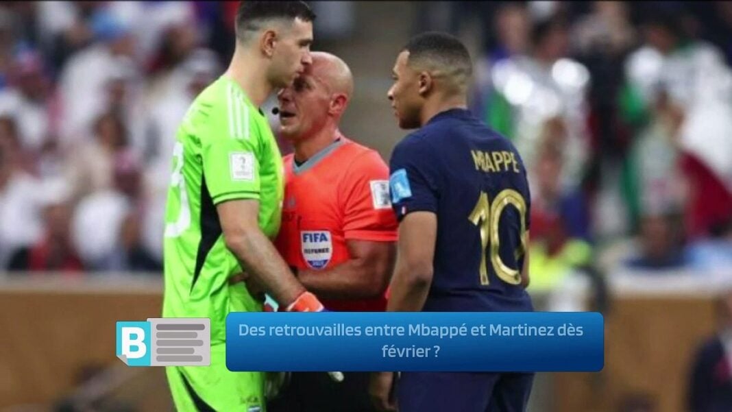 La réponse très class de Mbappé à Emiliano Martinez Mbappé et Martinez en discussion après le match de football.