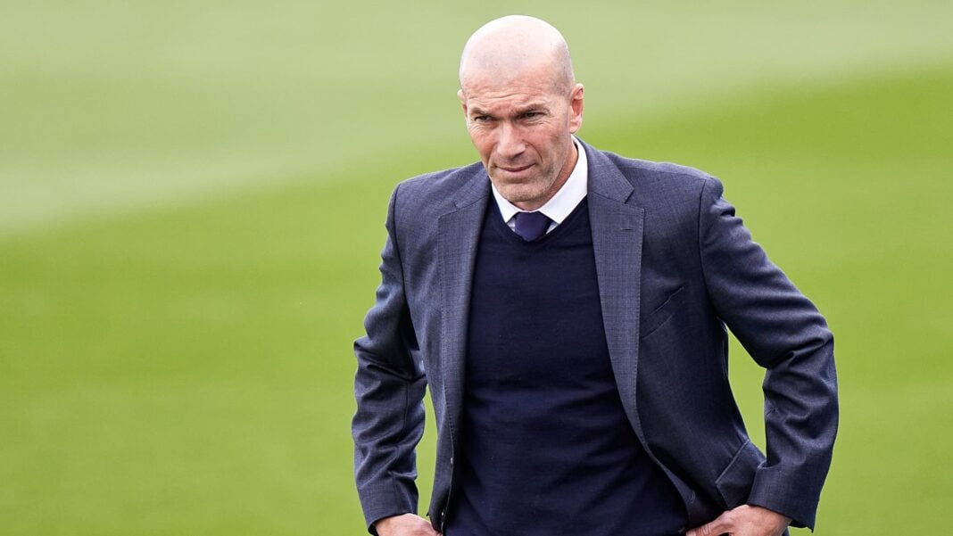Zidane, la grande trahison Zidane, figure emblématique du football, dans une expression de déception.