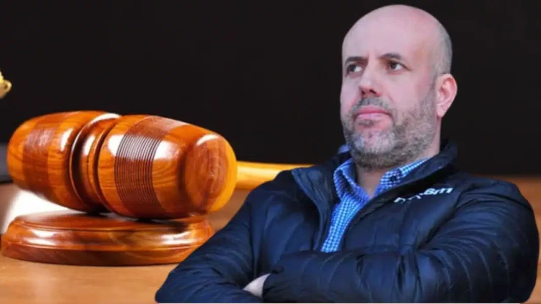 Chérif Mellal, ancien président de la JSK, en portrait sérieux.