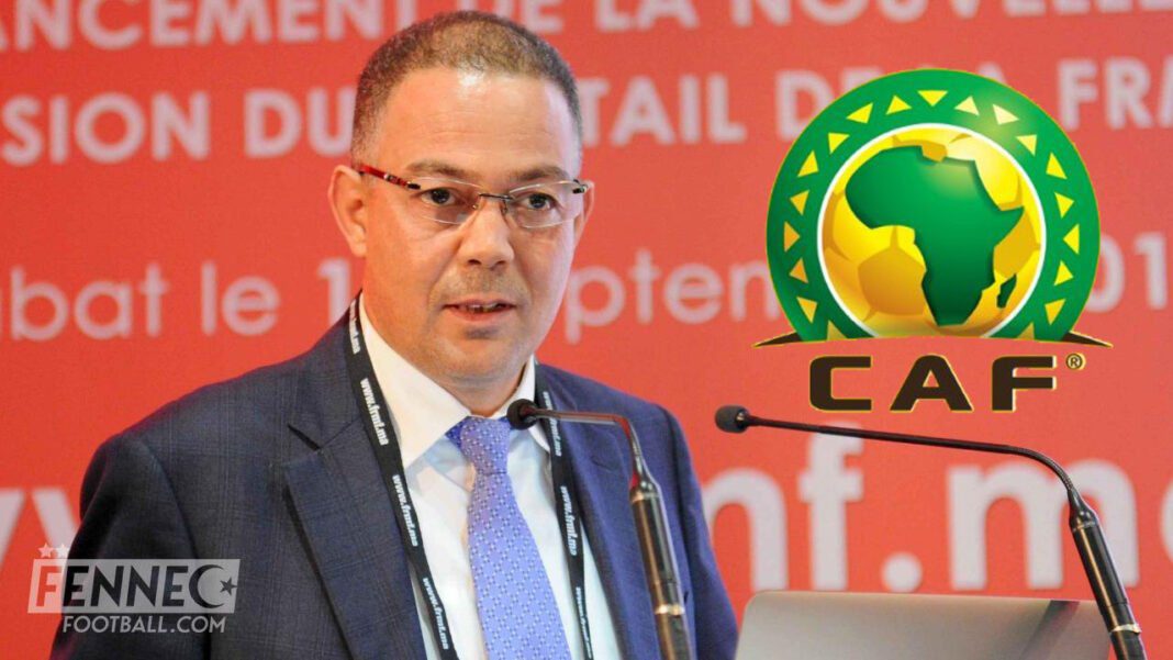 Retrait du CHAN en Algérie: incroyable complot de la CAF avec le Maroc ? Le Maroc accuse Homme en costume parlant lors d'une conférence CAF en Algérie.