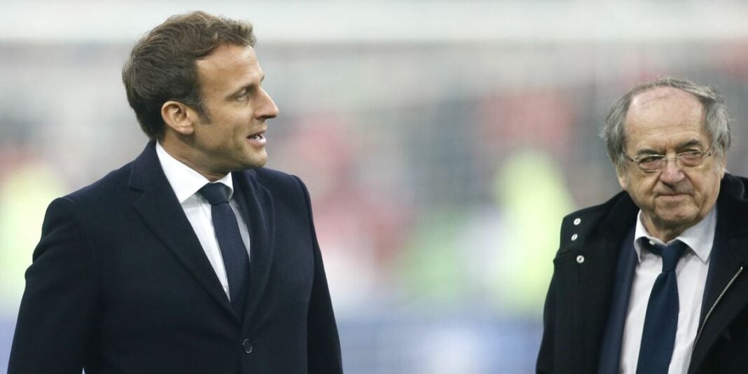 Affaire Zidane : Macron très « choqué » par les propos de Le Graët Zidane et Le Graët lors d'une rencontre sportive en plein air.