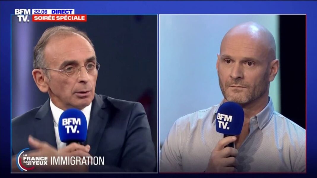 Coup de Tonnerre : Eric Zemmour souhaite l’arrêt pur et simple de l’immigration. Deux hommes discutent lors d'un débat télévisé sur l'immigration.