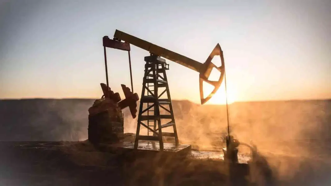Plateforme pétrolière en action lors du séisme turc.