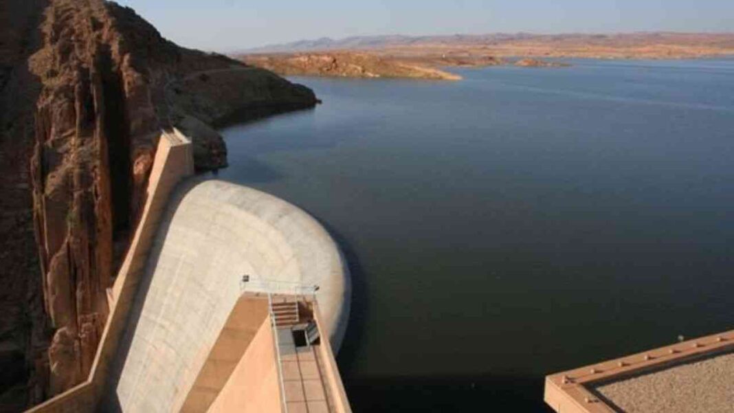 Algérie : Le taux de remplissage des barrages de l’Est a atteint ce record inédit. Barrage de l'Est en Algérie avec niveau d'eau élevé.
