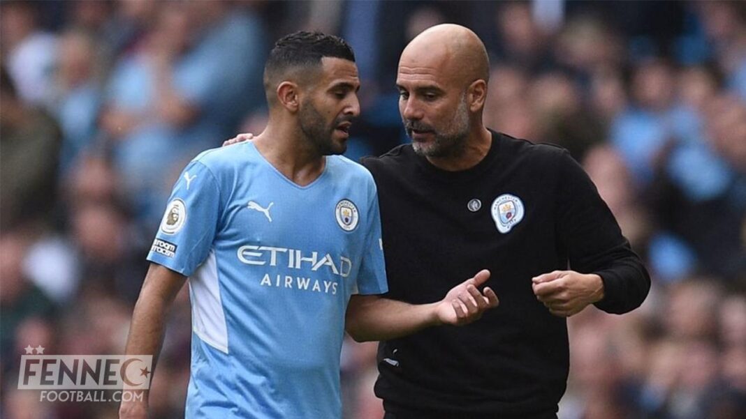 Terrible ! Riyad Mahrez et Pep Guardiola plus que jamais proches de quitter Manchester City. Riyad Mahrez et Pep Guardiola lors d'un match de Manchester City.