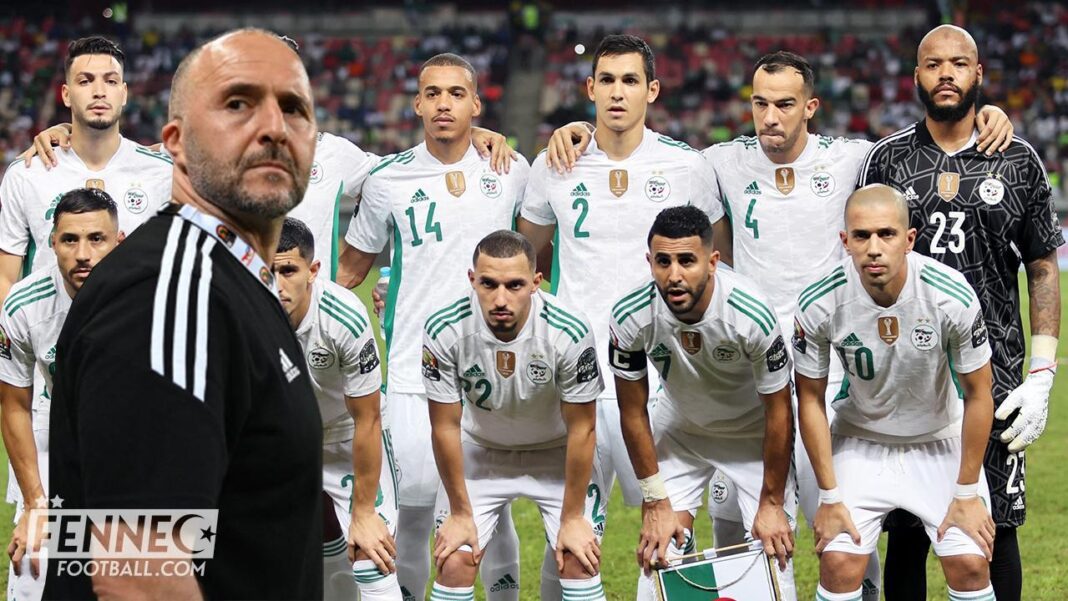Coup dur ! Voici l’énorme scandale survenu en Equipe d’Algérie. Groupe de joueurs de l'équipe d'Algérie avec entraîneur lors d'un match.