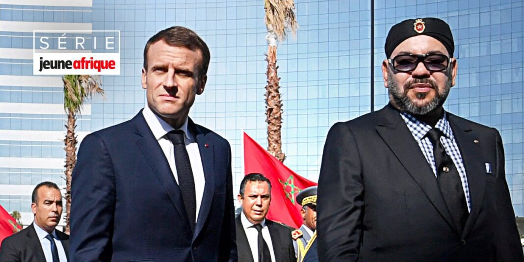 Président Macron et un leader religieux lors d'une rencontre officielle.