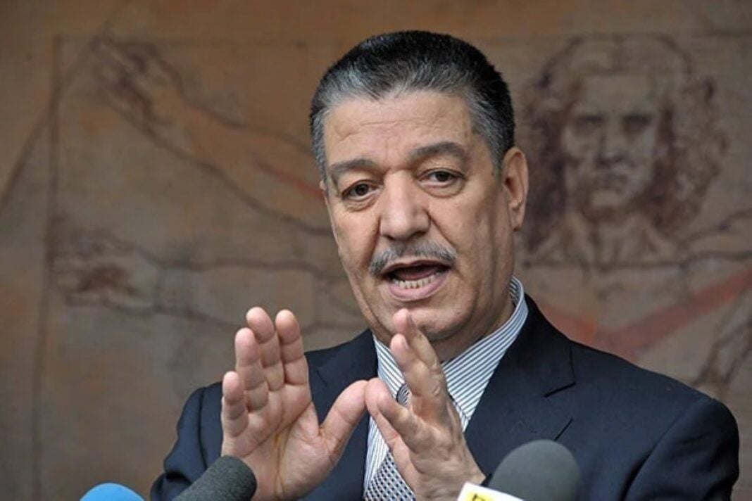 L’ancien ministre de la Santé Abdelmalek Boudiaf devant la justice ce mardi Abdelmalek Boudiaf s'exprime lors d'une conférence de presse.