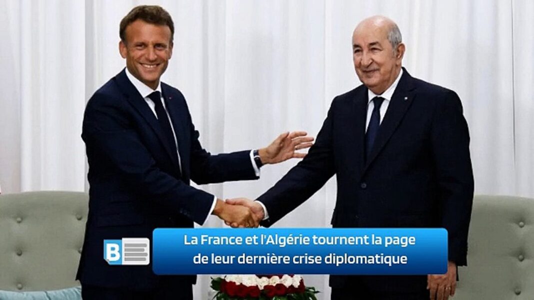 Réconciliation France-Algérie Le président français et le président algérien se serrent la main lors d'une rencontre diplomatique.
