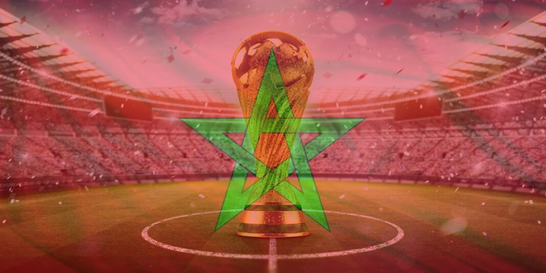 Stade de football avec drapeau marocain Stade de football avec drapeau marocain et trophée mondial 2030.