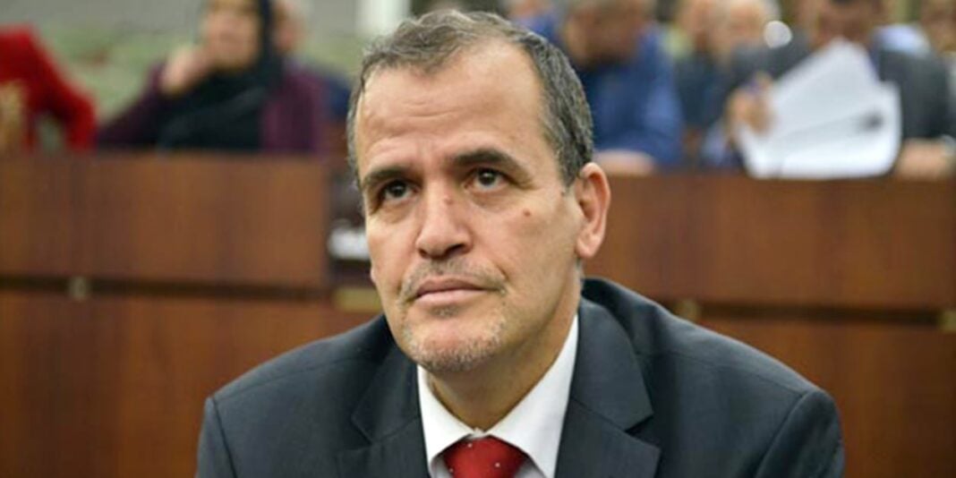 Officiel ! Kamel Rezig désigné conseiller d’Abdelmadjid Tebboune Kamel Rezig lors d'une réunion officielle en Algérie.